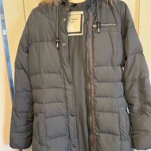 Abercrombie & Fitch Women's Charcoal Puffer Coat